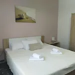 Sofia's Garden Apartment